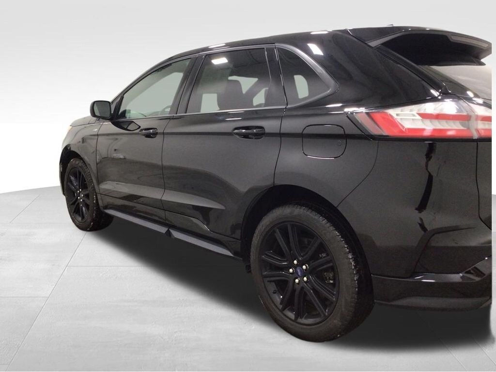 Used 2024 Ford Edge SUV