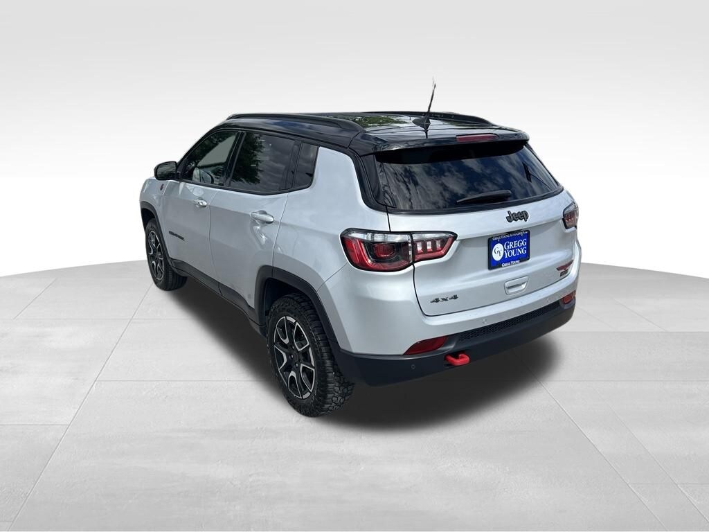 Used 2025 Jeep Compass Trailhawk SUV