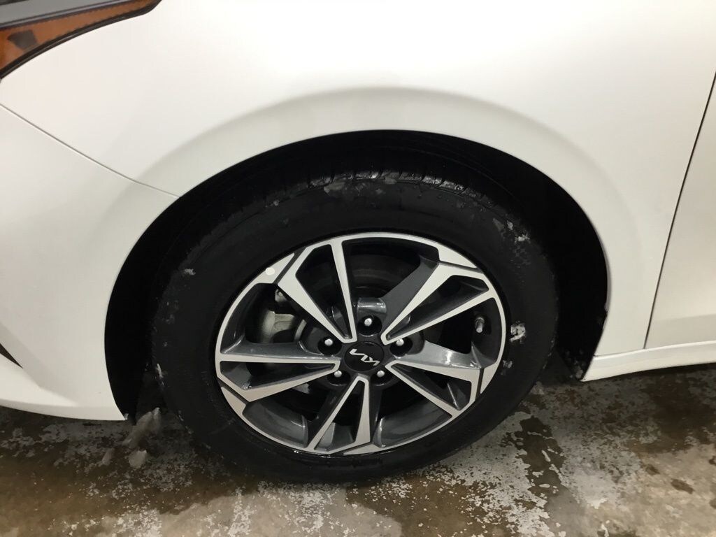 Used 2024 Kia Forte LXS Sedan