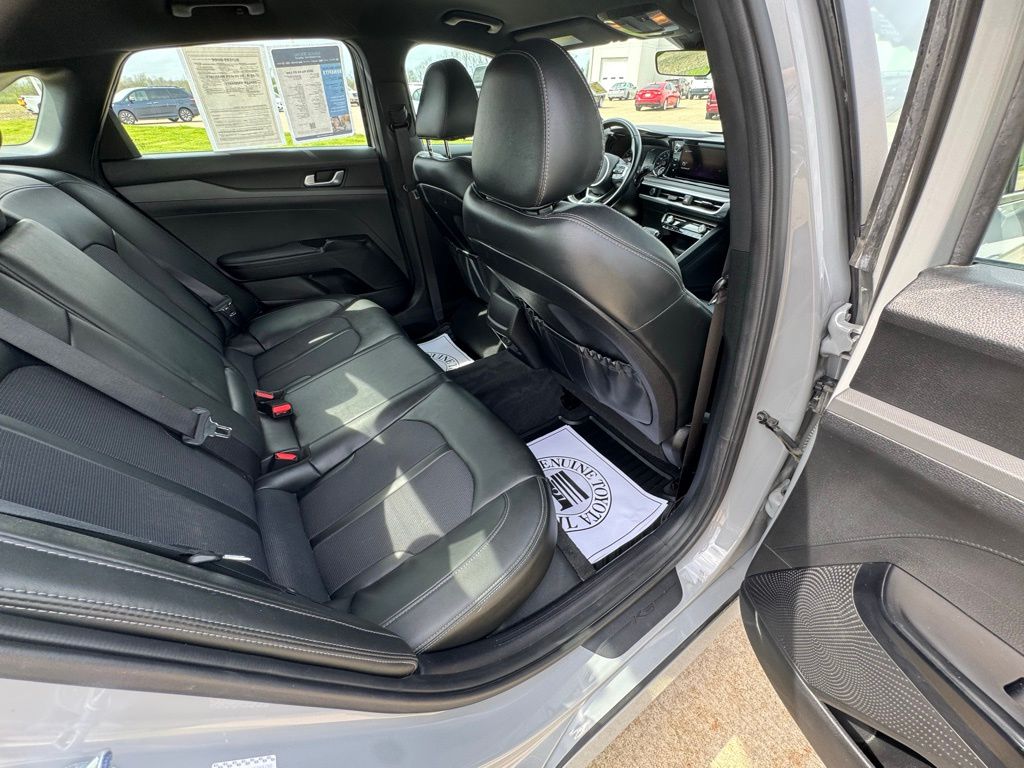2022 Kia K5 50