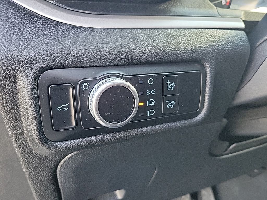 2023 Ford Explorer XLT - Photo 20