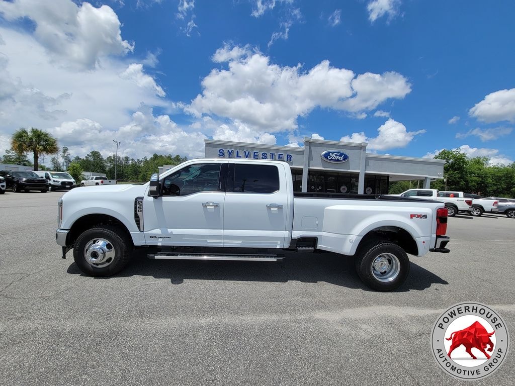 New 2026 Ford F-350SD Lariat Truck