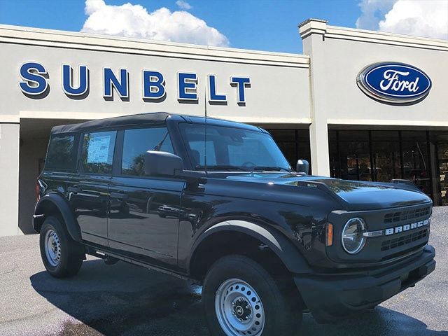 2025 Ford Bronco 4-Door Base's photo