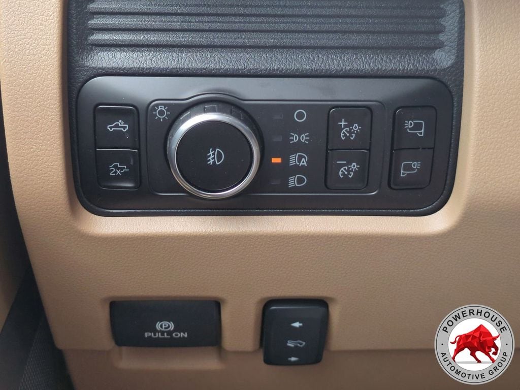 2025 Ford F-350 Super Duty Lariat - Photo 26