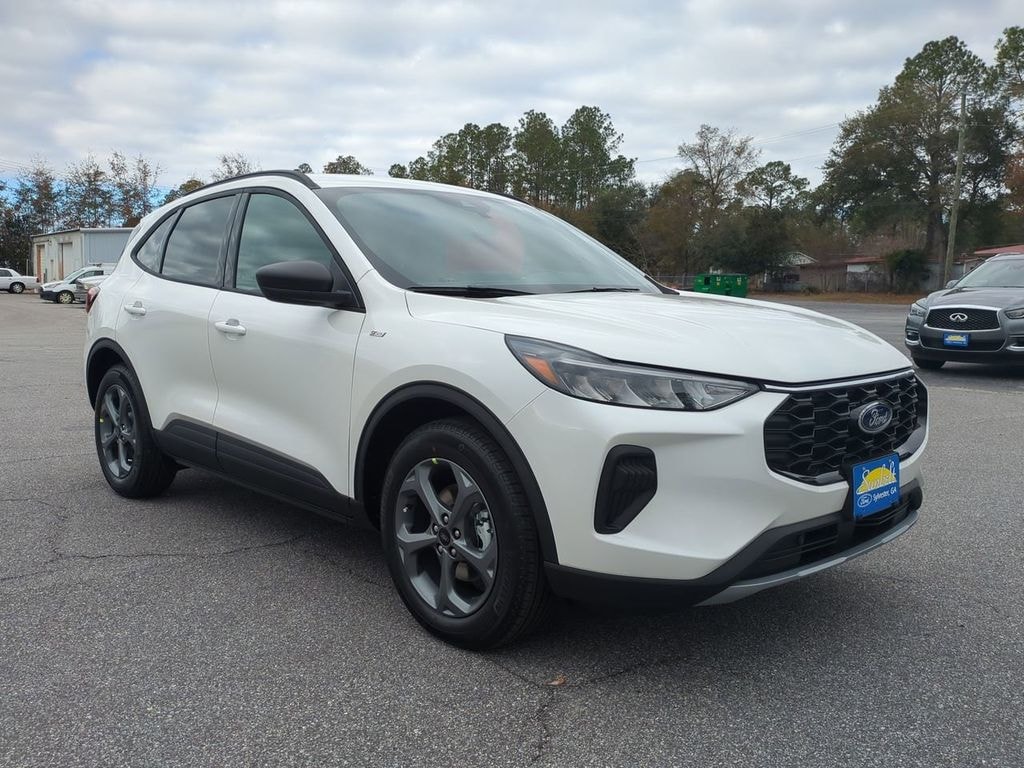 New 2025 Ford Escape Hybrid ST-Line SUV