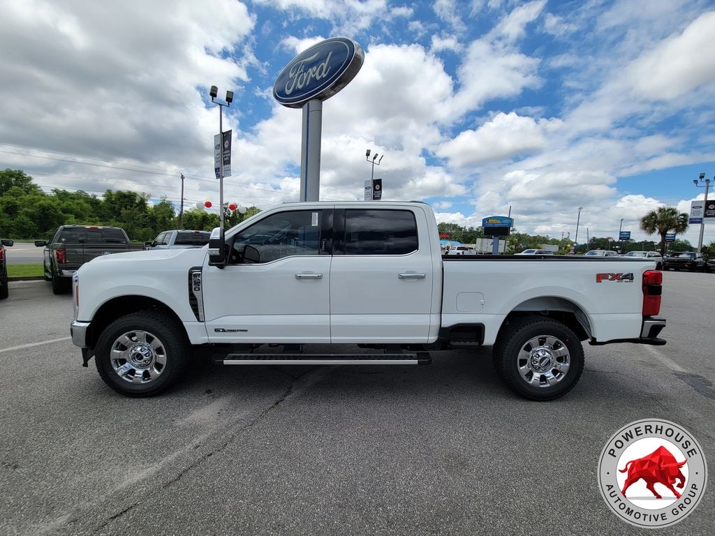 New 2026 Ford F-250SD Lariat Truck