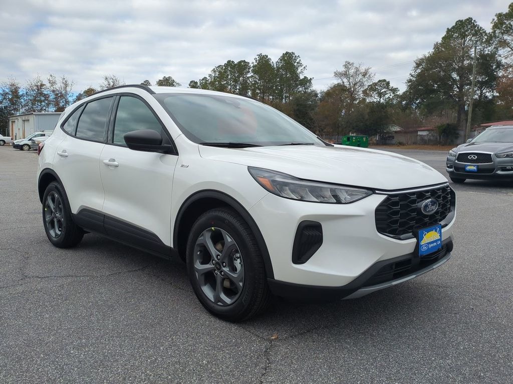 New 2025 Ford Escape Hybrid ST-Line SUV