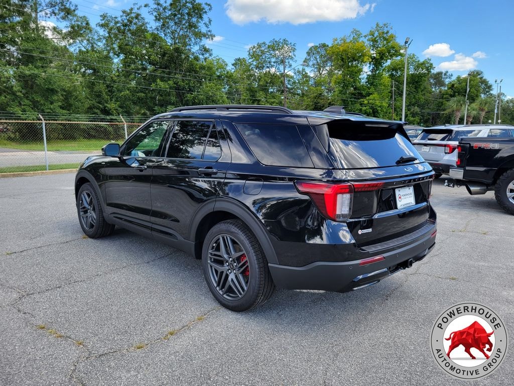New 2026 Ford Explorer ST-Line SUV