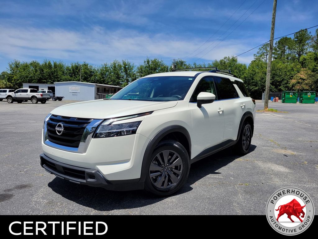 2022 Nissan Pathfinder SV 4WD's photo