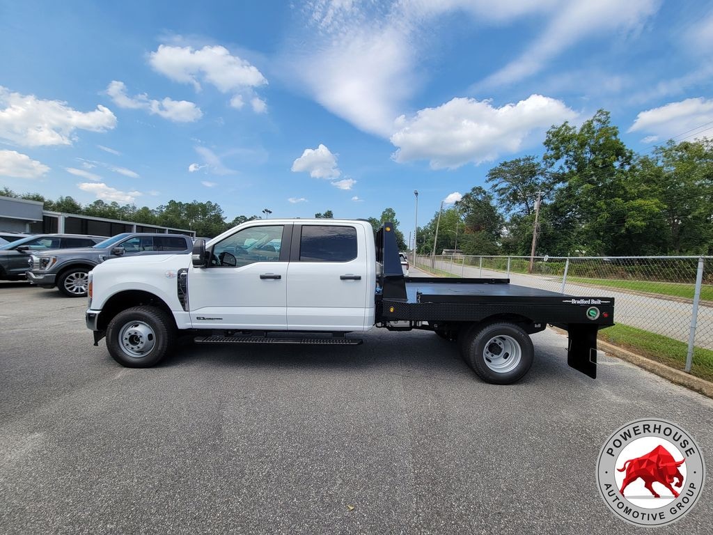 New 2026 Ford F-350SD XL Chassis