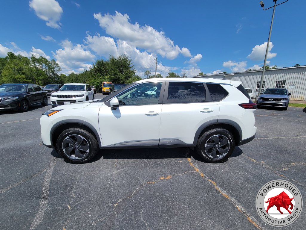 Used 2024 Nissan Rogue SV SUV