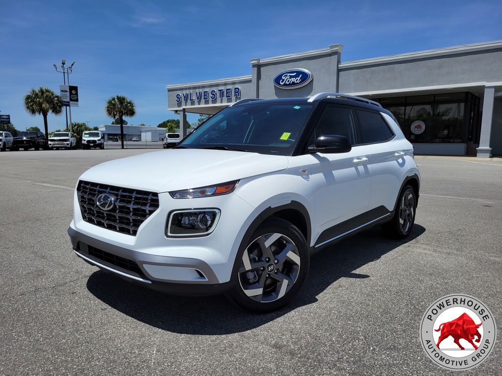 2025 Hyundai Venue Limited IVT's photo