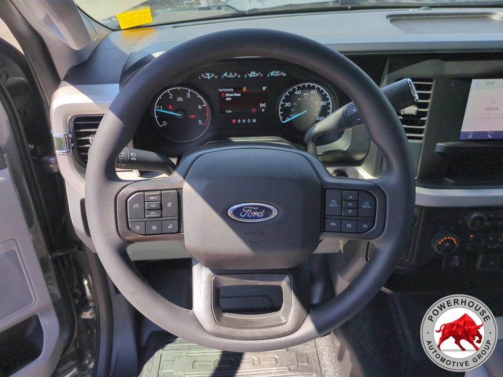 2026 Ford F-250 Super Duty XL - Photo 17