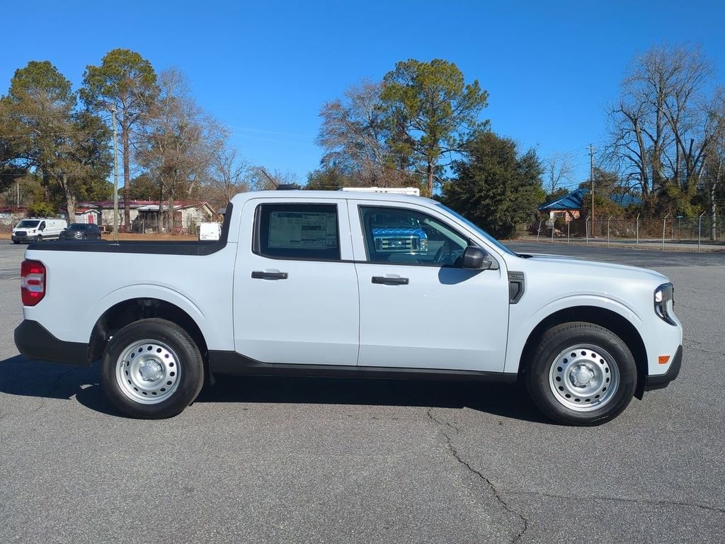 New 2025 Ford Maverick XL Truck