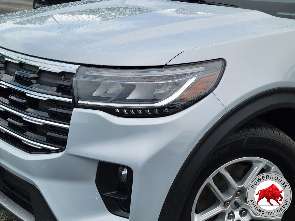 2026 Ford Explorer Active - Photo 11