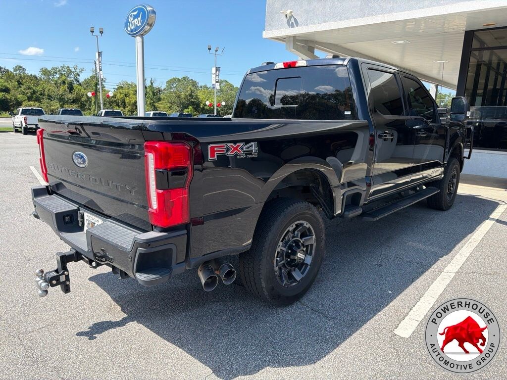 Used 2024 Ford F-250SD Lariat Truck
