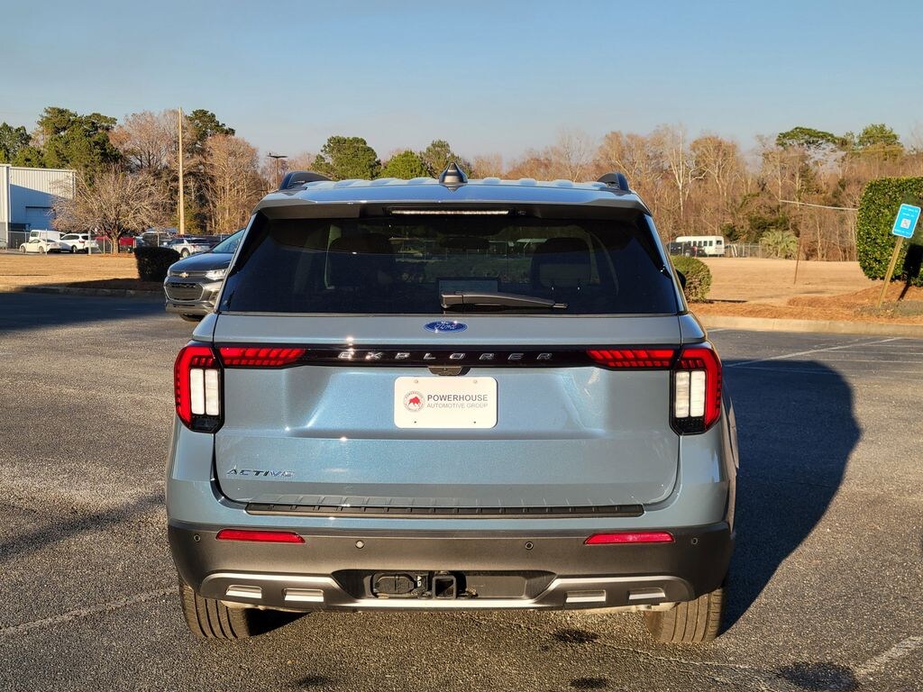 Used 2025 Ford Explorer Active SUV