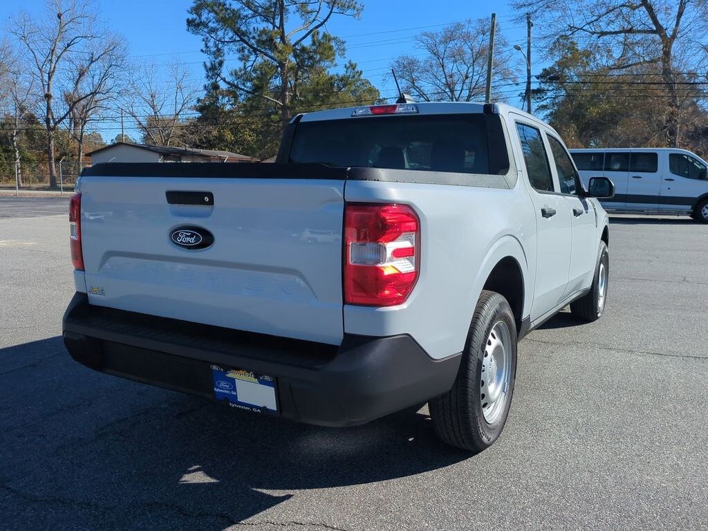 New 2025 Ford Maverick XL Truck
