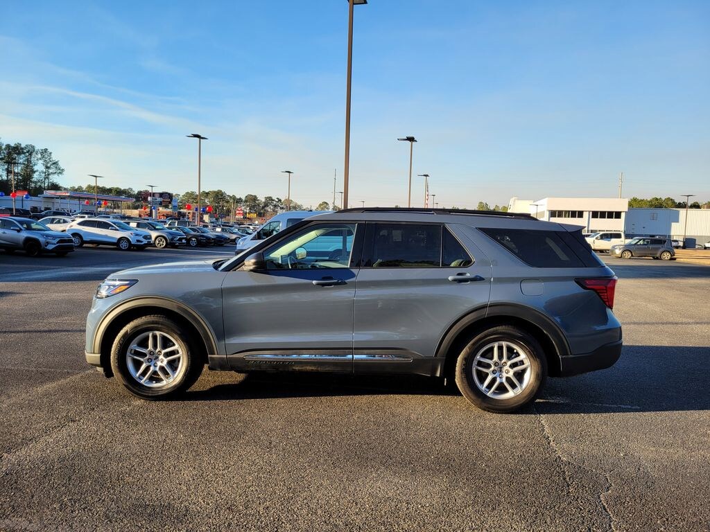 Used 2025 Ford Explorer Active SUV