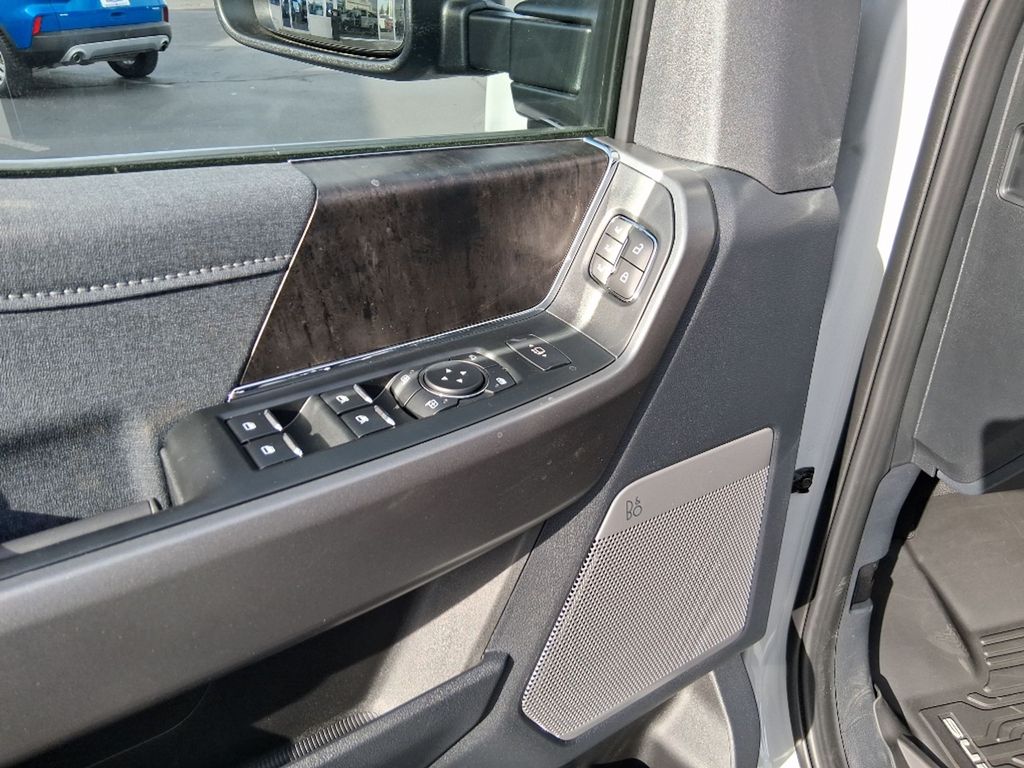 2026 Ford F-250 Super Duty Lariat - Photo 13