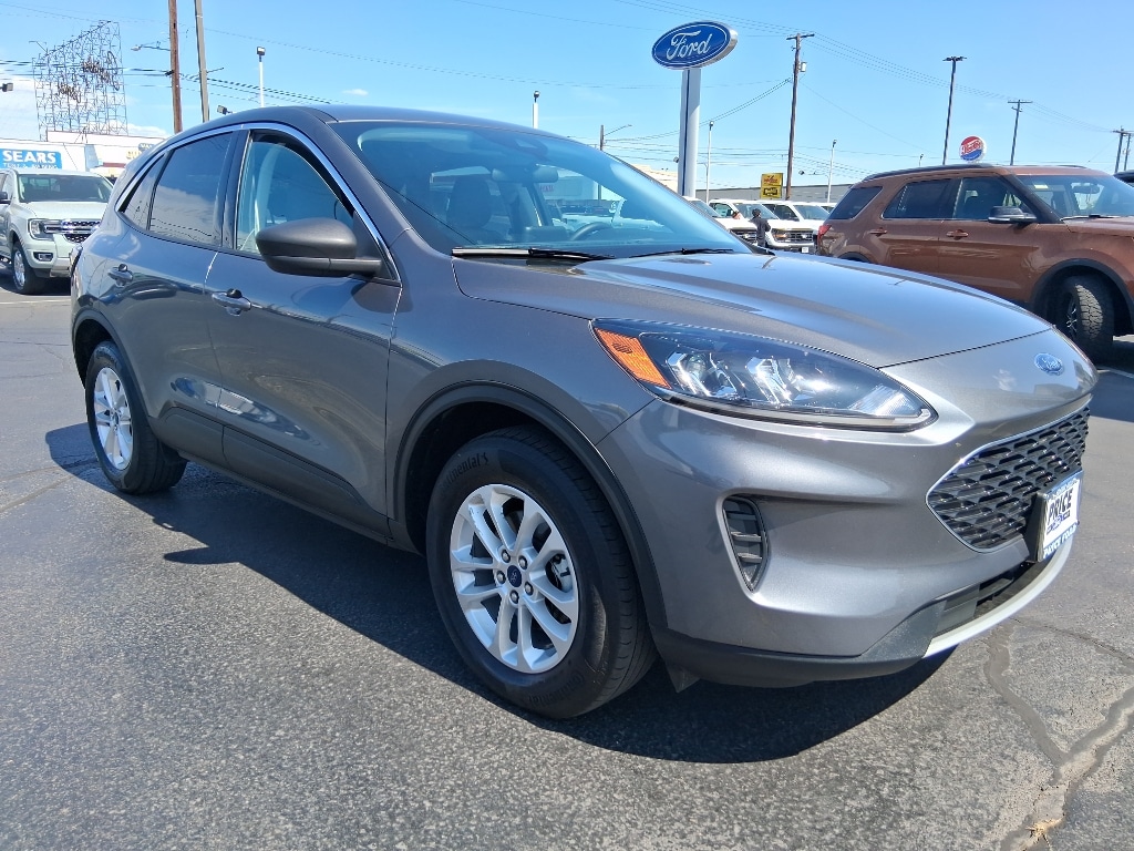 2022 Ford Escape SE Hybrid