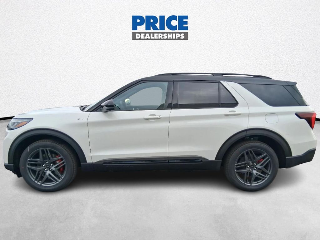 2026 Ford Explorer ST-Line - Photo 6