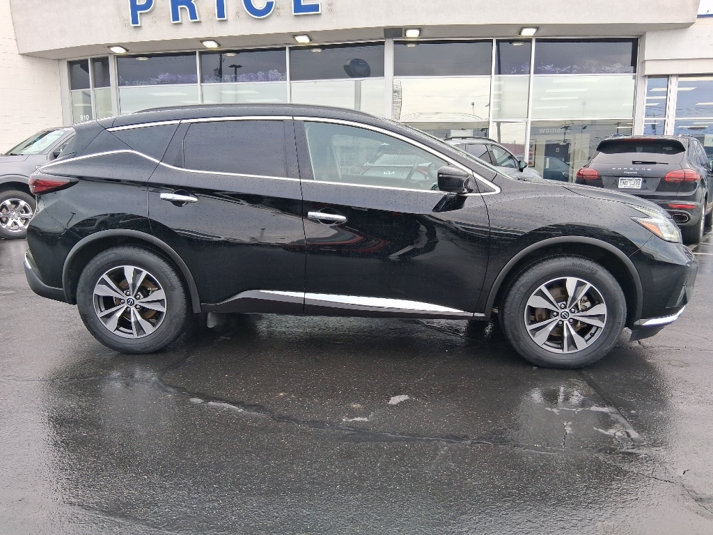 Used 2023 Nissan Murano SV SUV
