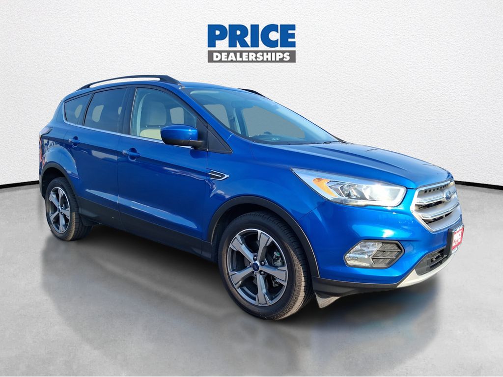 Used 2017 Ford Escape SE with VIN 1FMCU9G9XHUA51306 for sale in Yakima, WA