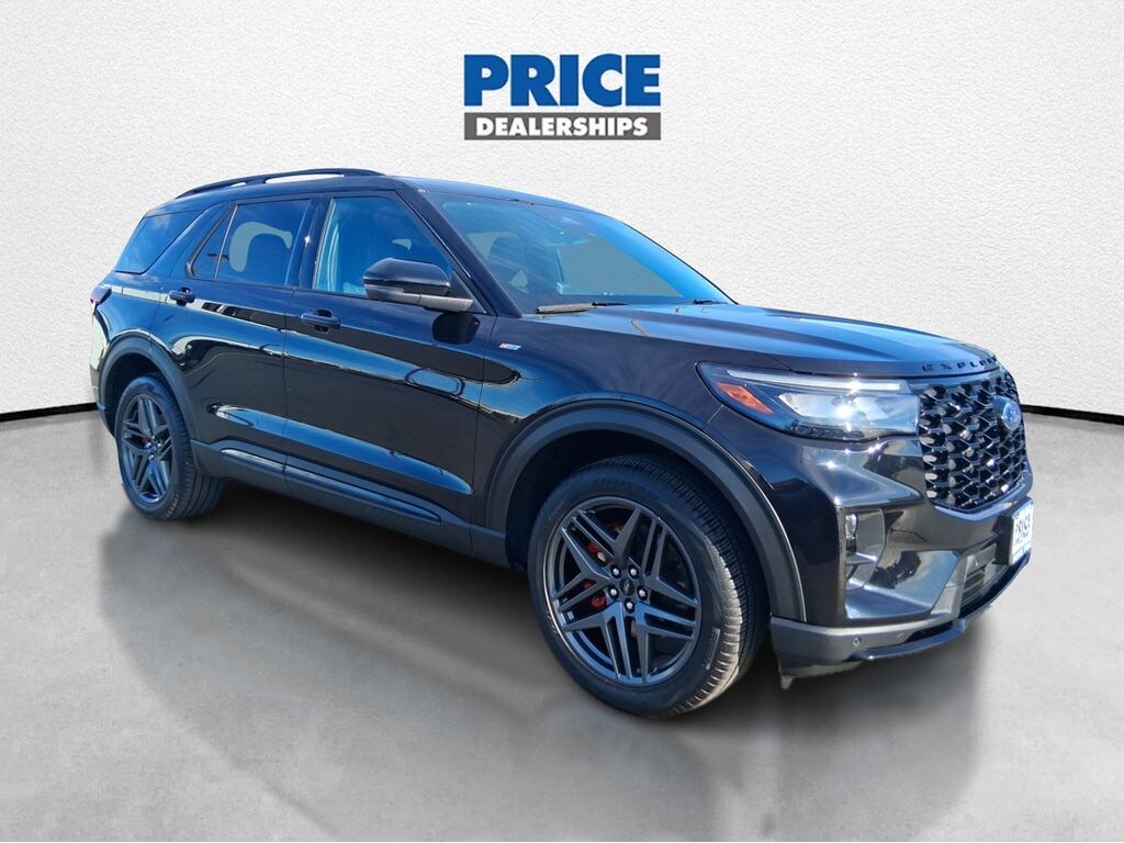 Certified 2025 Ford Explorer ST-Line SUV