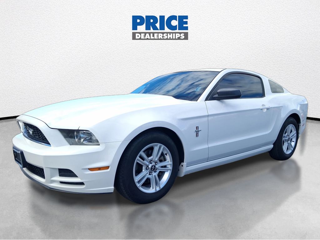 Used 2013 Ford Mustang V6 with VIN 1ZVBP8AM5D5203511 for sale in Yakima, WA