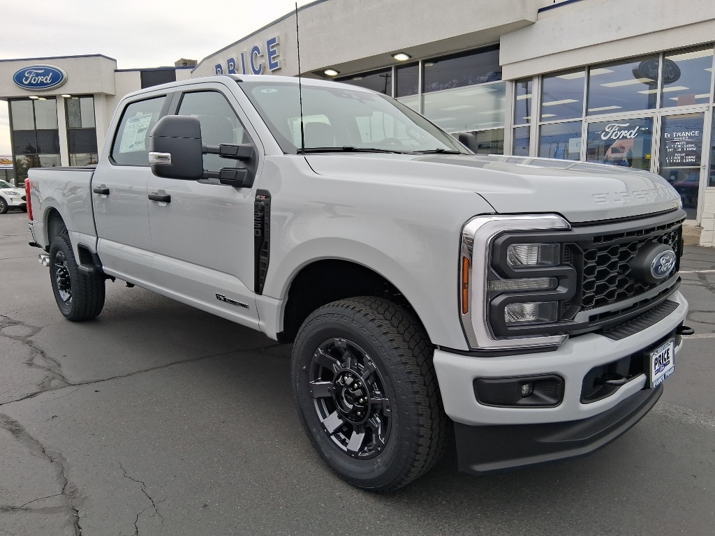New 2026 Ford F-250  Truck Crew Cab
