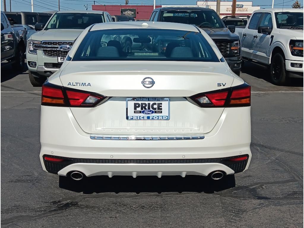 Used 2019 Nissan Altima SV with VIN 1N4BL4DV1KC118529 for sale in Yakima, WA