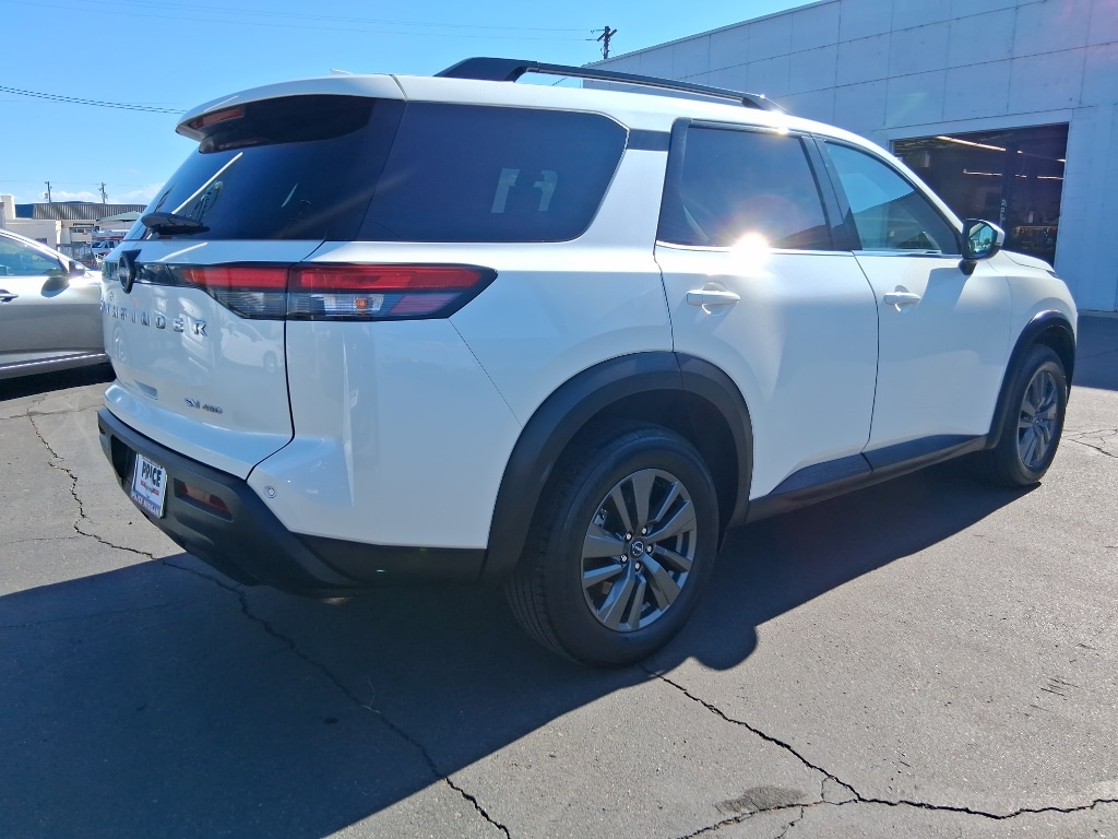 Used 2024 Nissan Pathfinder SV SUV