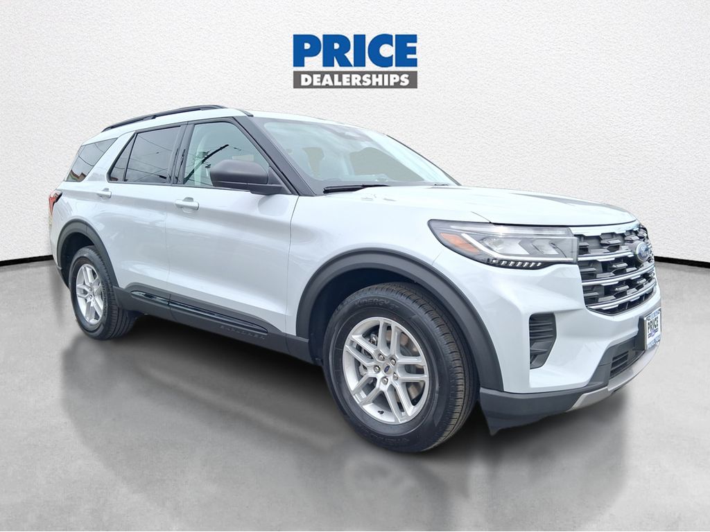 2026 Ford Explorer Active 4WD's photo