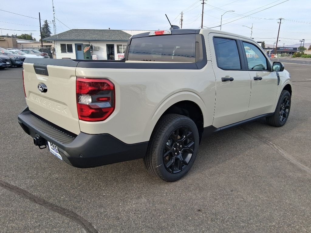 New 2025 Ford Maverick XLT Truck SuperCrew