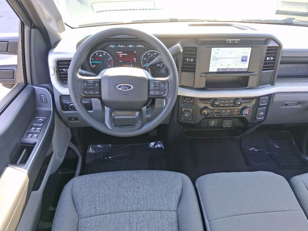 2026 Ford F-250 Super Duty XL - Photo 9