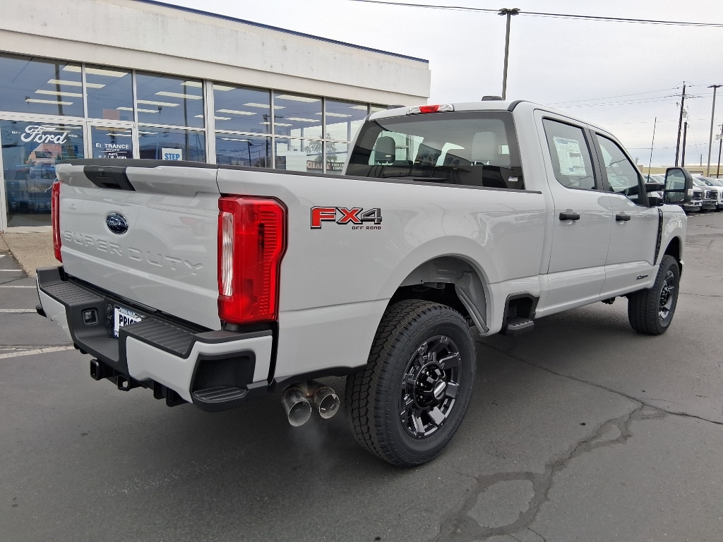 New 2026 Ford F-250  Truck Crew Cab