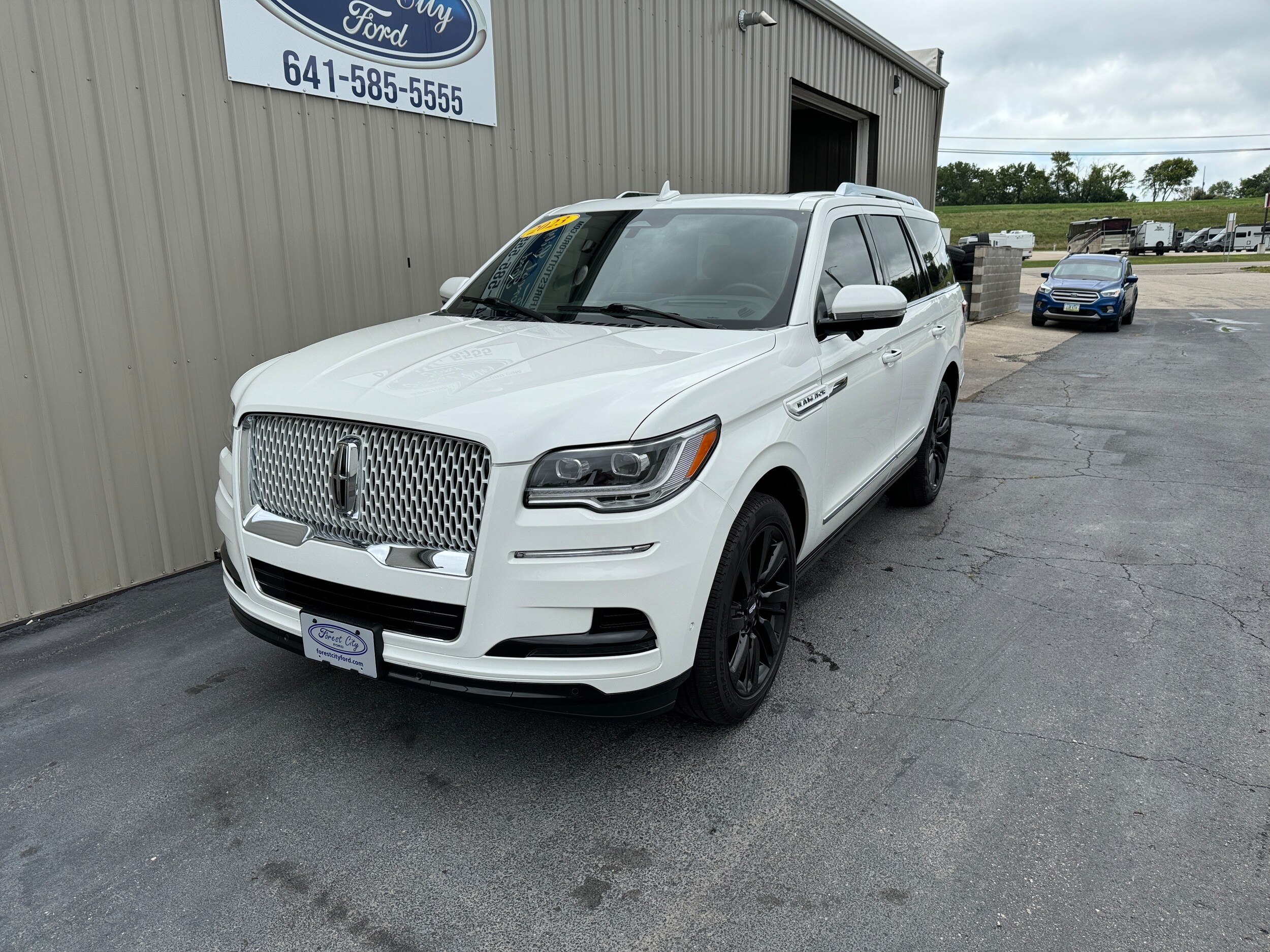 Used 2023 Lincoln Navigator Reserve with VIN 5LMJJ2LG4PEL00328 for sale in Forest City, IA