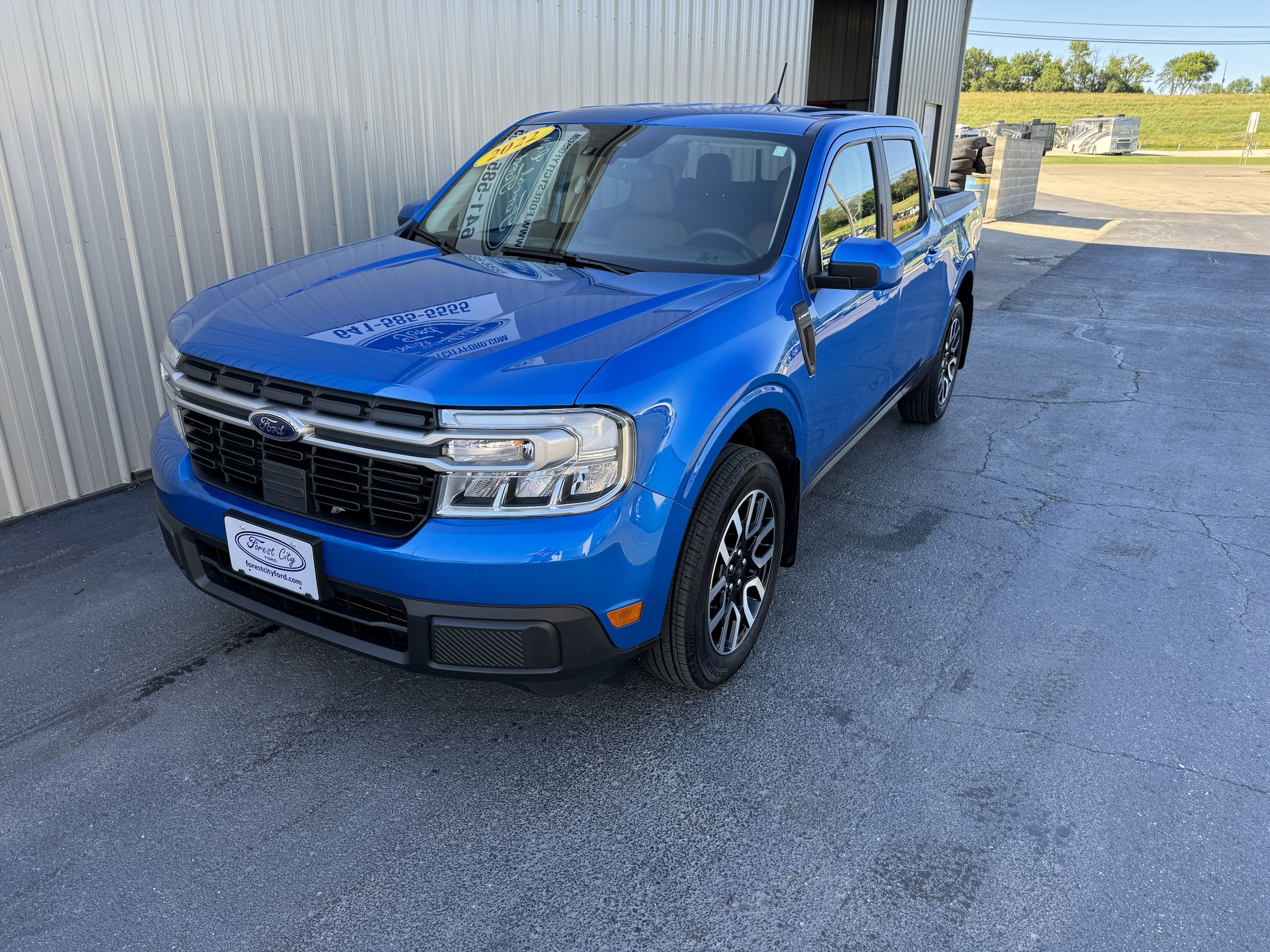 Used 2022 Ford Maverick Lariat with VIN 3FTTW8F90NRA62473 for sale in Forest City, IA