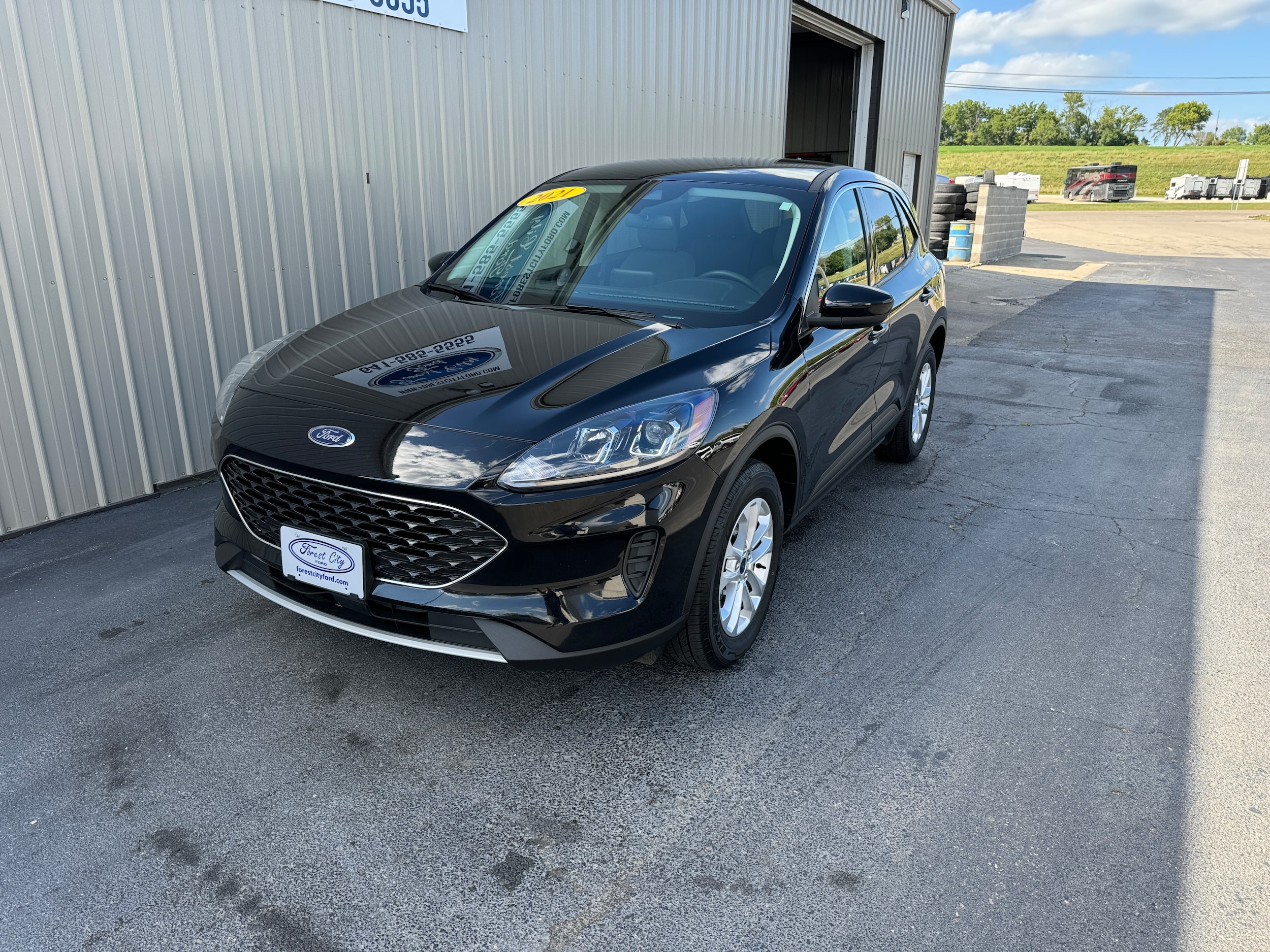 Used 2021 Ford Escape SE with VIN 1FMCU9G62MUA45869 for sale in Forest City, IA