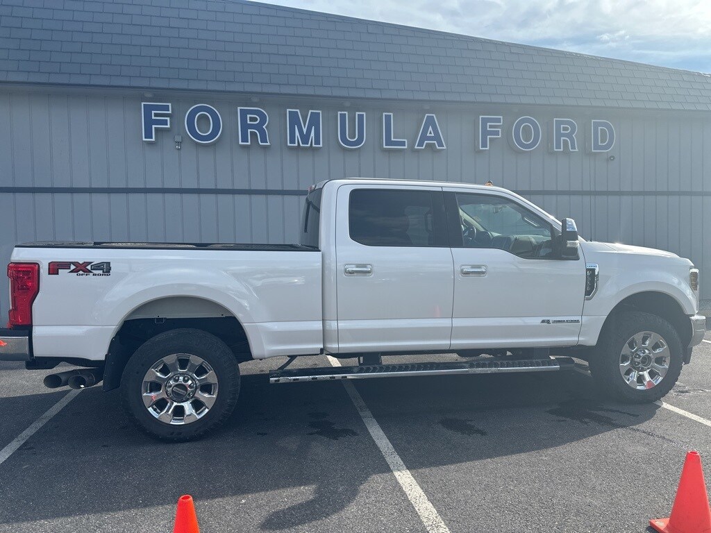 Used 2019 Ford F-350 Super Duty Lariat with VIN 1FT8W3BT8KEG29134 for sale in Rutland, VT