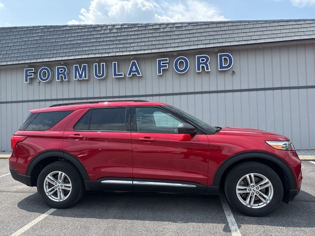Used 2022 Ford Explorer XLT with VIN 1FMSK8DH2NGB66712 for sale in Rutland, VT