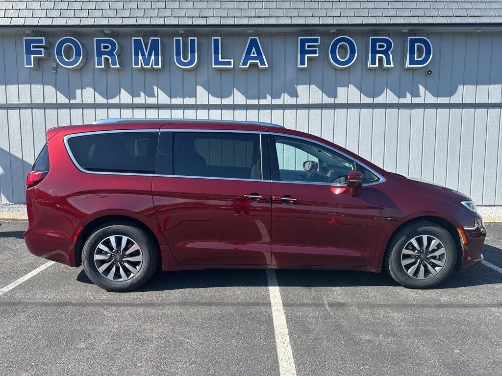 Certified 2021 Chrysler Pacifica Hybrid Touring L with VIN 2C4RC1L72MR599377 for sale in Rutland, VT