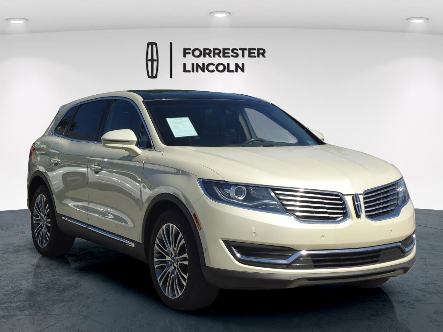2016 Lincoln MKX Reserve AWD's photo