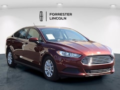 Used 2015 Ford Fusion S Sedan near Carlisle, PA
