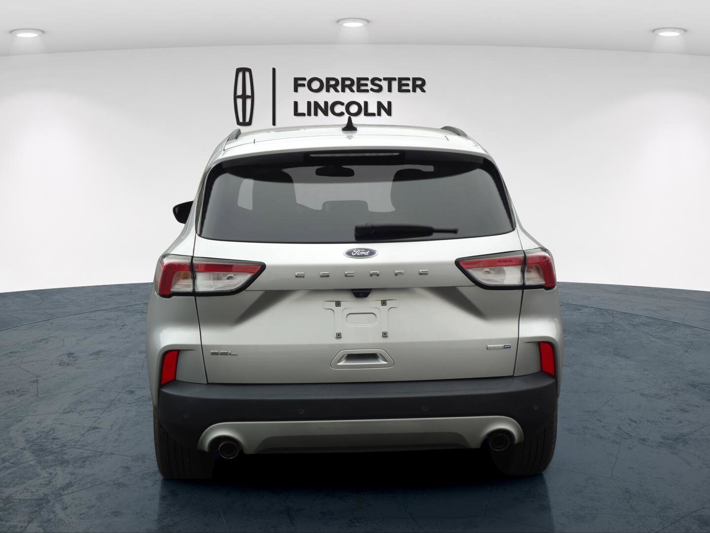2020 Ford Escape SEL photo 2