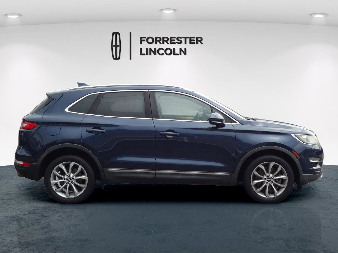 Used 2015 Lincoln MKC Base with VIN 5LMCJ2A90FUJ41454 for sale in Chambersburg, PA