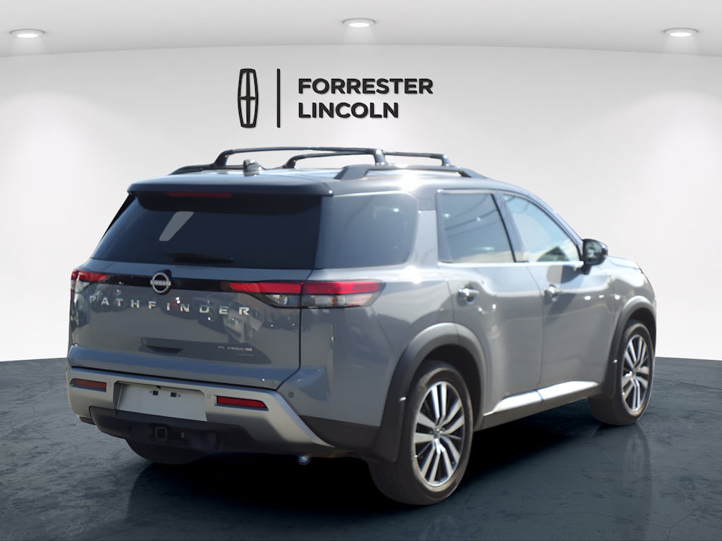 Used 2023 Nissan Pathfinder Platinum SUV