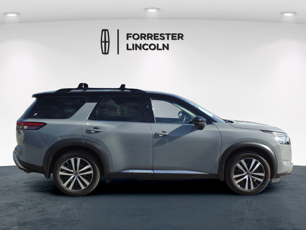 Used 2023 Nissan Pathfinder Platinum SUV