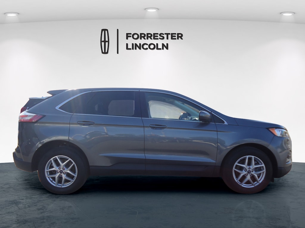Used 2022 Ford Edge SEL SUV